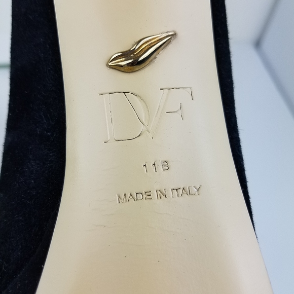 Diane Von Furstenberg black platform suede pumps - Picture 2 of 8